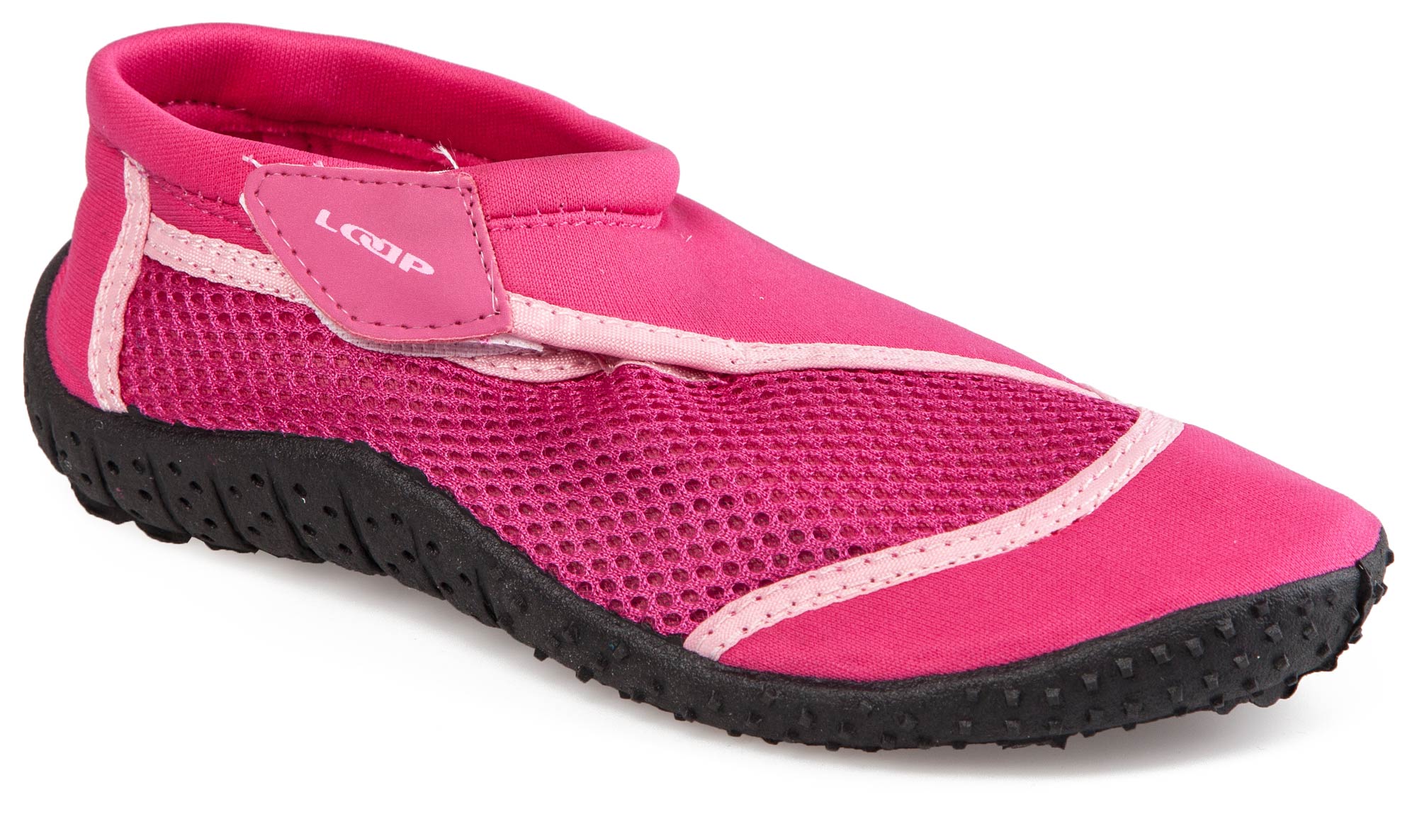 Kids’ water shoes